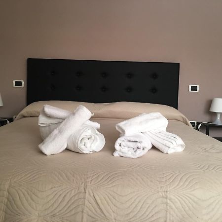 La Corte Del Re Borbone Bed & Breakfast Caserta Exterior foto
