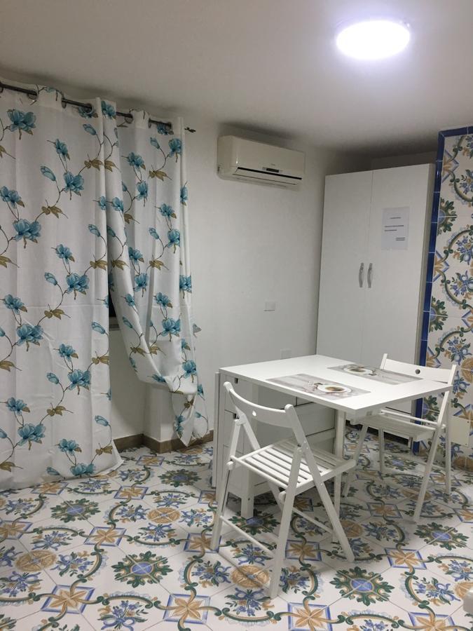 La Corte Del Re Borbone Bed & Breakfast Caserta Exterior foto